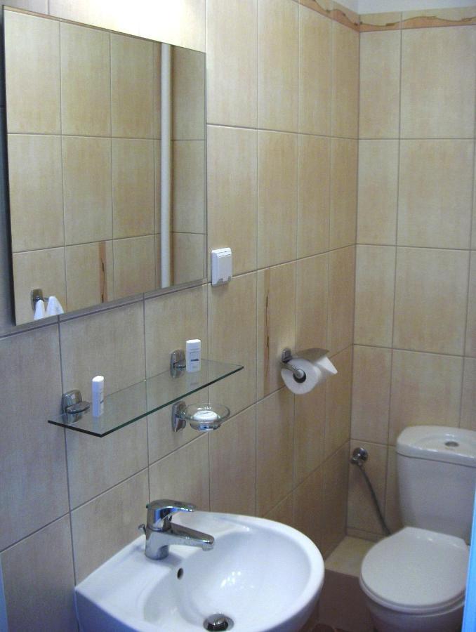 Hotel Konin Konin  Extérieur photo