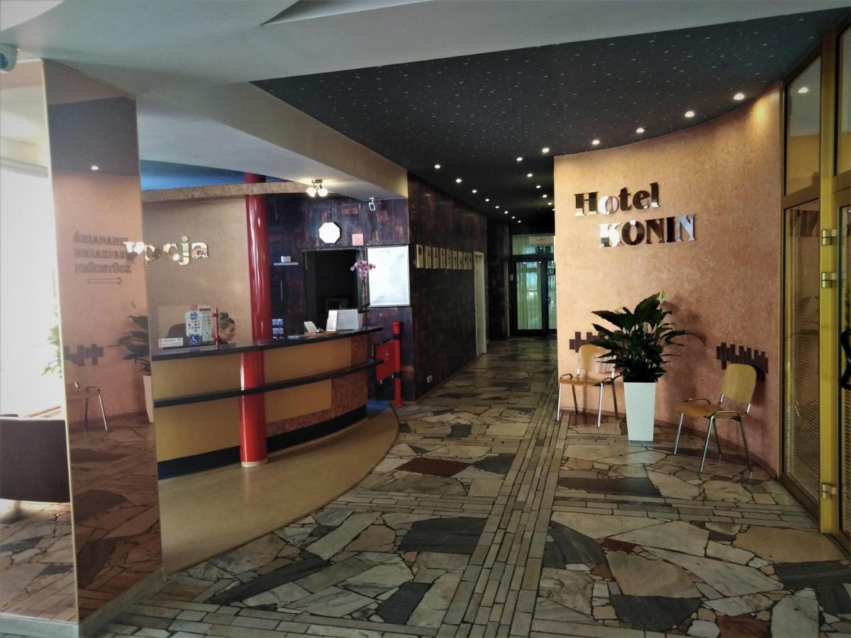 Hotel Konin Konin  Extérieur photo
